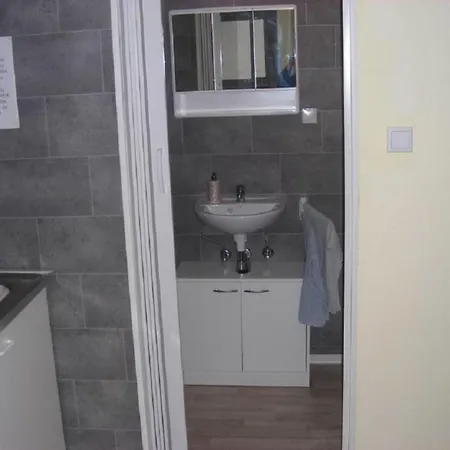 Kleine Zentral Gelegen Apartment