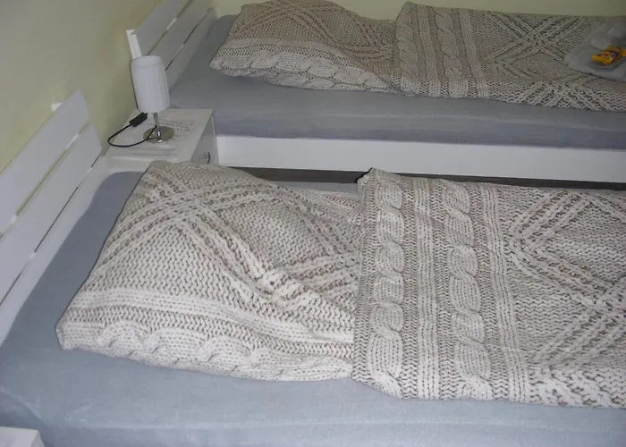 Kleine Zentral Gelegen 公寓 *