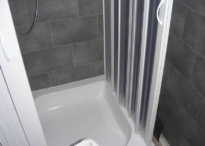 Kleine Zentral Gelegen 金策尔