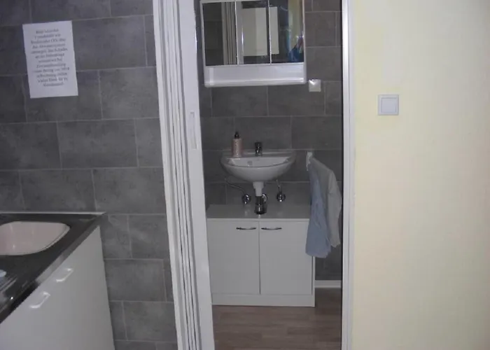 Kleine Zentral Gelegen 公寓